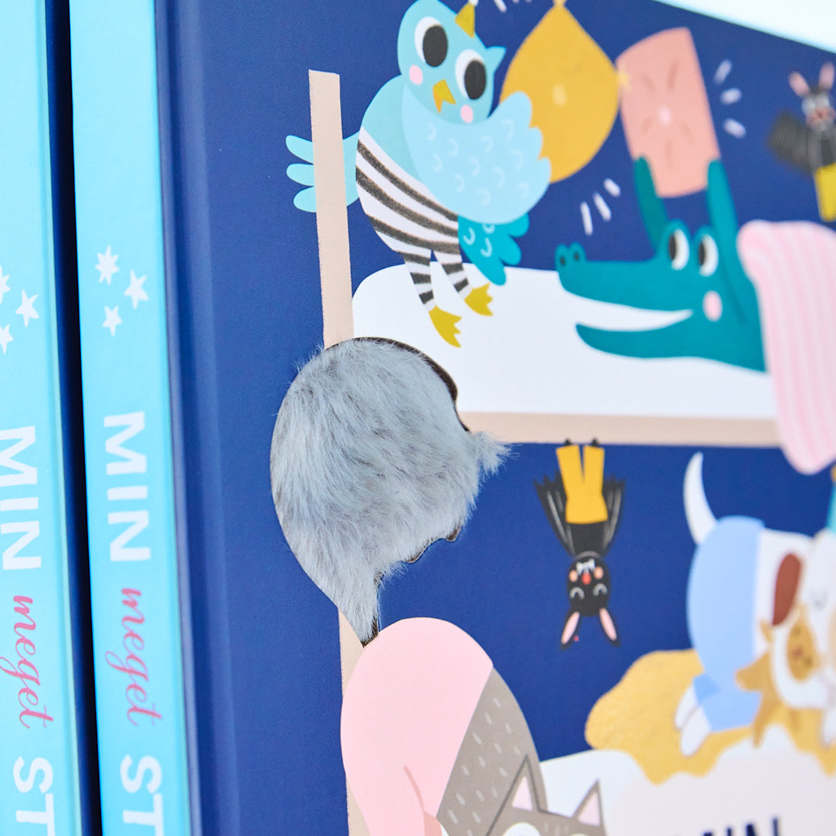 Forlaget ROOM2PLAY - Min meget store sansebog - Dyreungerne