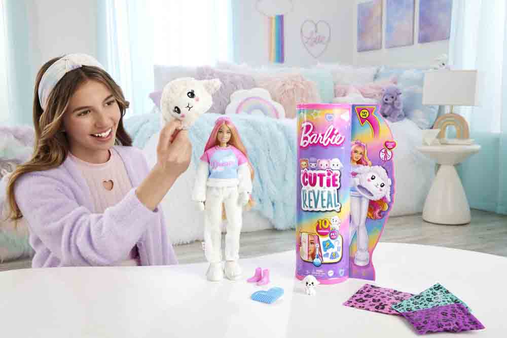 Barbie - Cutie Reveal Barbie Cozy Lamb Tee