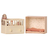 Maileg - Baby værelse med Micro kanin med hænge ører
